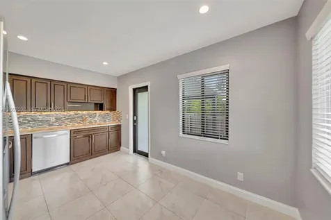 7470 SW 37th Street Miami FL 33155