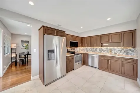 7470 SW 37th Street Miami FL 33155