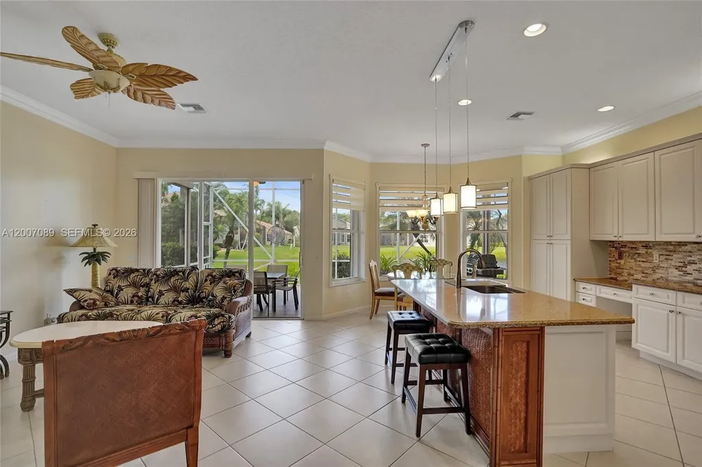 8257 La Jolla Vista Lane Lake Worth FL 33467