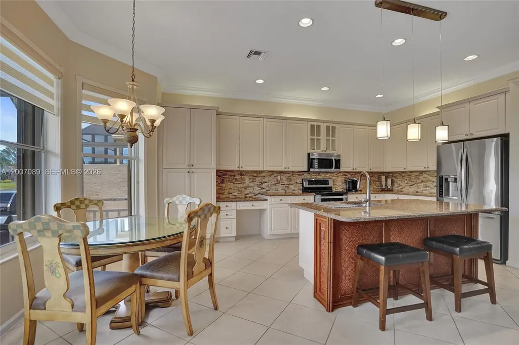8257 La Jolla Vista Lane Lake Worth FL 33467