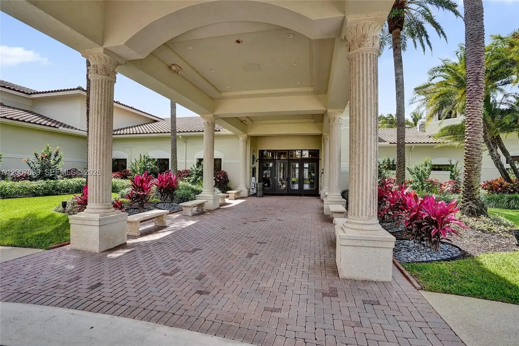 8257 La Jolla Vista Lane Lake Worth FL 33467