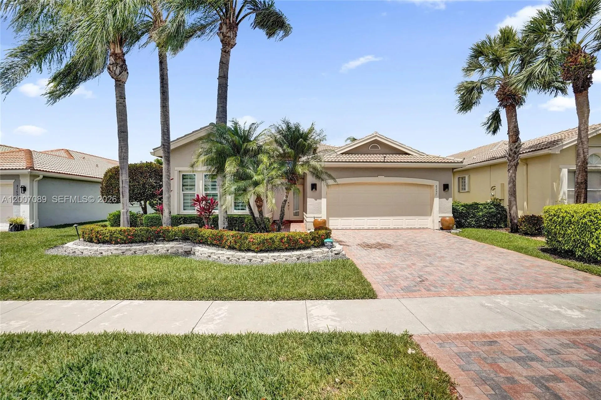 8257 La Jolla Vista Lane Lake Worth FL 33467