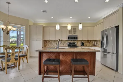 8257 La Jolla Vista Lane Lake Worth FL 33467