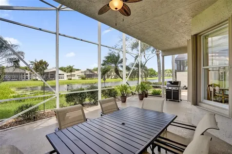8257 La Jolla Vista Lane Lake Worth FL 33467