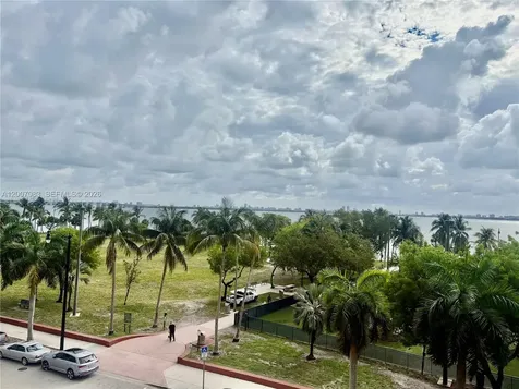 1800 N Bayshore Drive Miami FL 33132