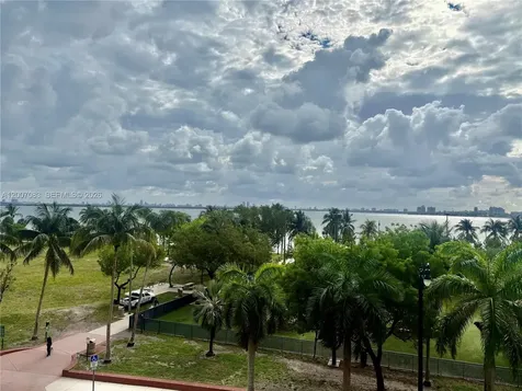 1800 N Bayshore Drive Miami FL 33132