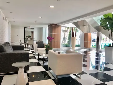 1800 N Bayshore Drive Miami FL 33132
