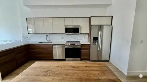 1800 N Bayshore Drive Miami FL 33132