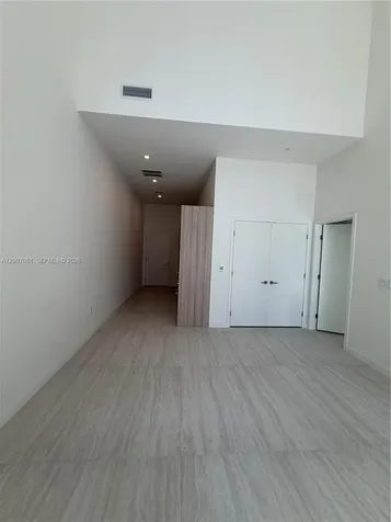 77 SE 5th Street Miami FL 33131