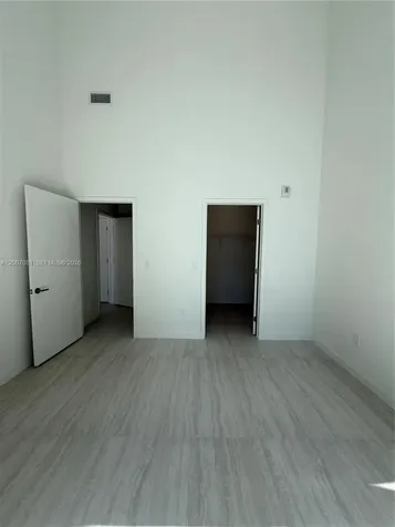 77 SE 5th Street Miami FL 33131