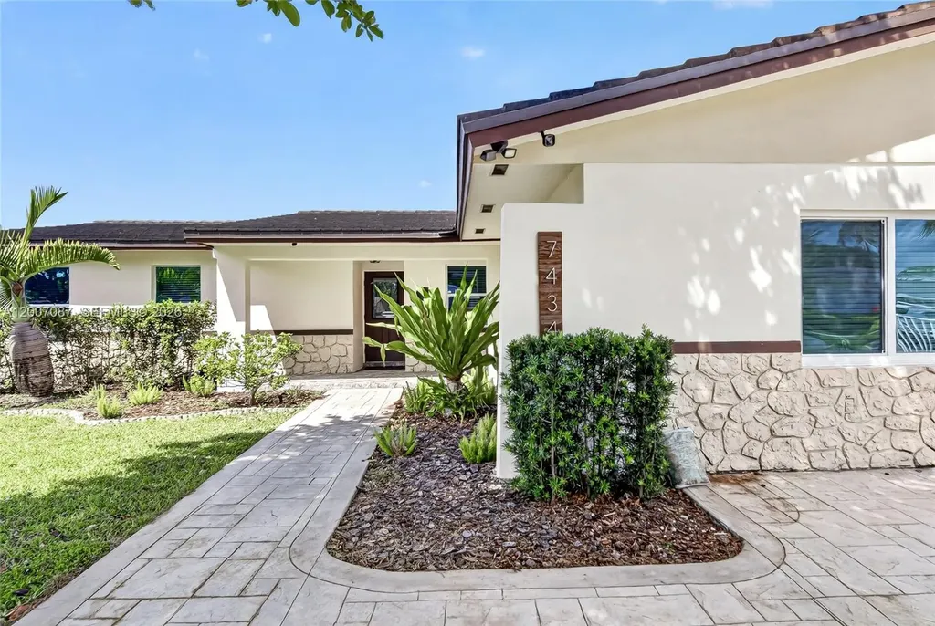 7434 SW 129th Court Miami FL 33183