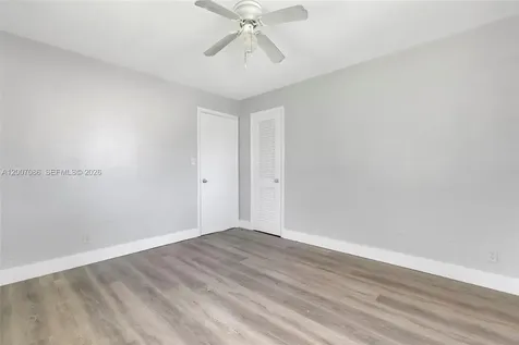 923 N 17th Avenue Hollywood FL 33020