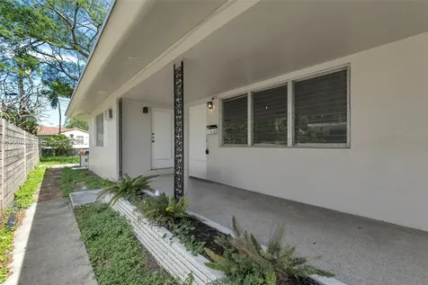 923 N 17th Avenue Hollywood FL 33020