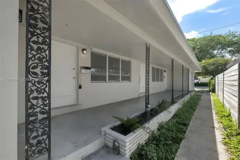 923 N 17th Avenue Hollywood FL 33020