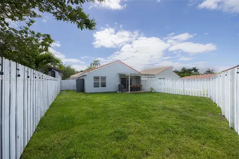 2737 SW 177th Avenue Miramar FL 33029
