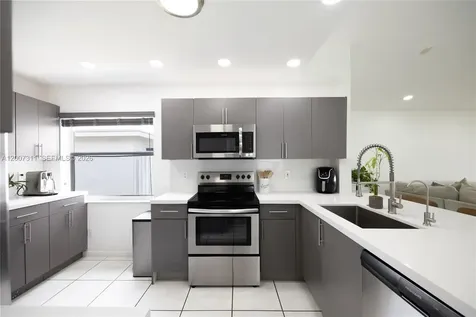 2737 SW 177th Avenue Miramar FL 33029