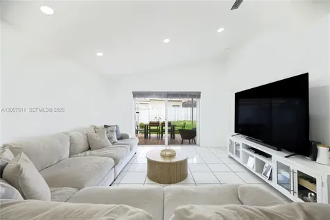 2737 SW 177th Avenue Miramar FL 33029