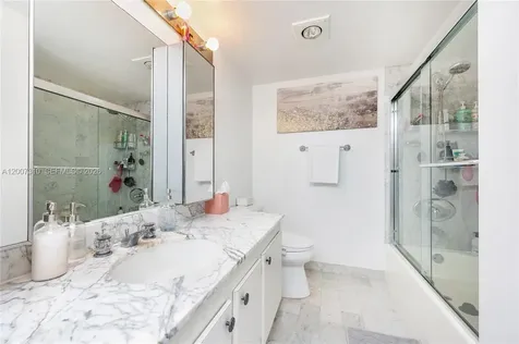 2301 S Ocean Drive Hollywood FL 33019