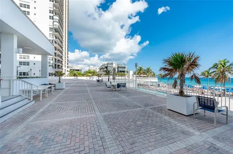 2301 S Ocean Drive Hollywood FL 33019