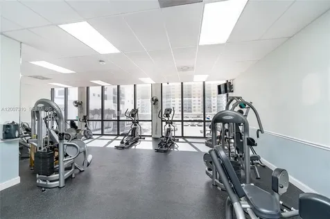 2301 S Ocean Drive Hollywood FL 33019