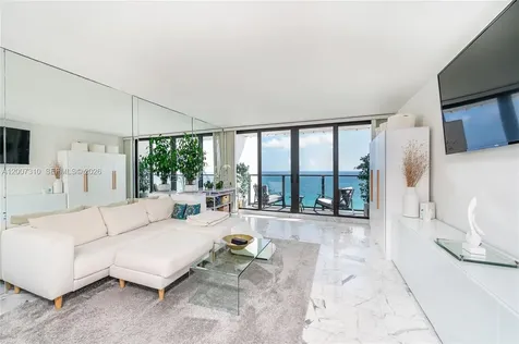 2301 S Ocean Drive Hollywood FL 33019