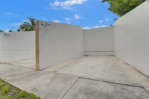 17086 NW 22nd Street Pembroke Pines FL 33028