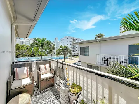 9280 Bay Harbor Terrace Bay Harbor Islands FL 33154