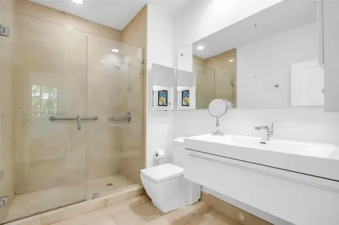 2775 NE 187th Street Aventura FL 33180