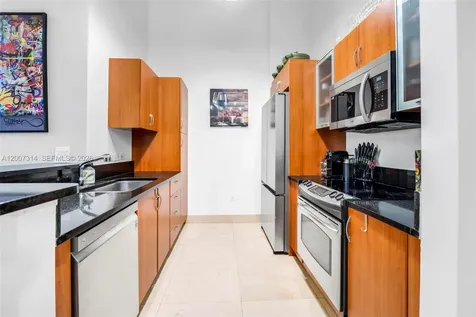 2775 NE 187th Street Aventura FL 33180
