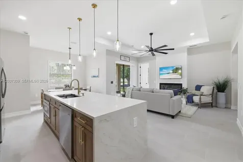 810 Sentinela Boulevard Lehigh Acres FL 33974