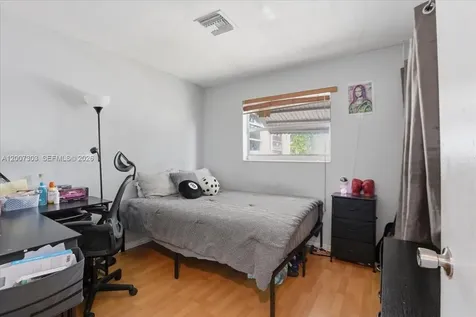 5320 NE 8th Avenue Deerfield Beach FL 33064