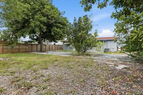 5320 NE 8th Avenue Deerfield Beach FL 33064