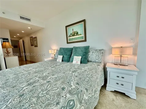 3400 SW 27th Avenue Coconut Grove FL 33133