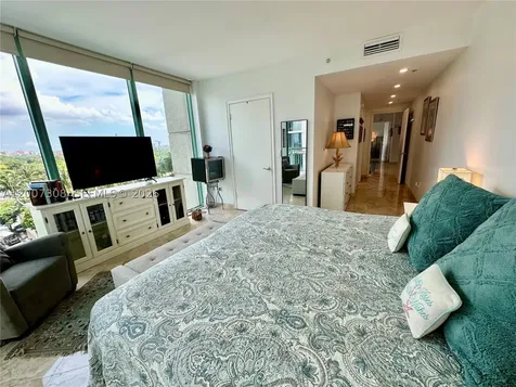 3400 SW 27th Avenue Coconut Grove FL 33133