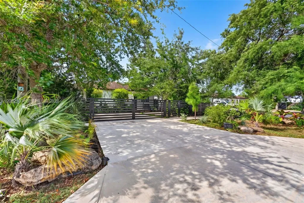 12310 SW 216th Street Miami FL 33170