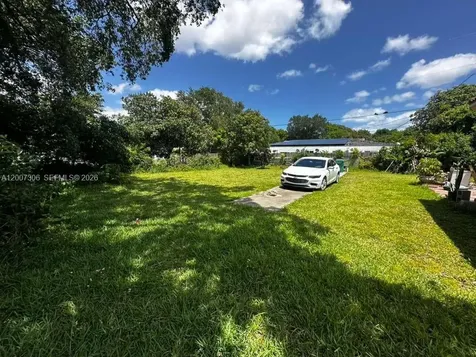 15 NW 88th Street El Portal FL 33150