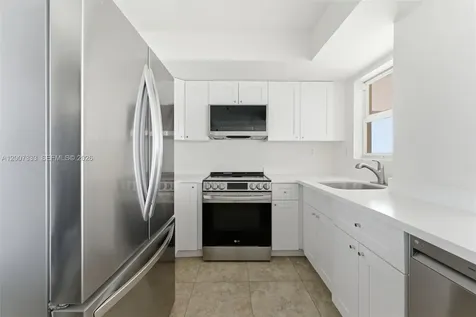 2000 NE 135th Street North Miami FL 33181