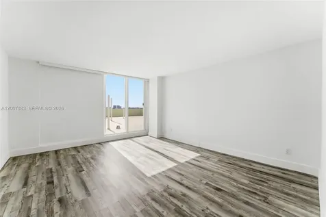 2000 NE 135th Street North Miami FL 33181