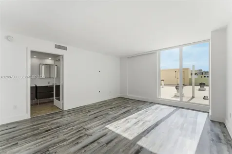 2000 NE 135th Street North Miami FL 33181