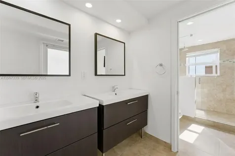 2000 NE 135th Street North Miami FL 33181