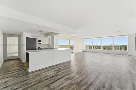 2000 NE 135th Street North Miami FL 33181