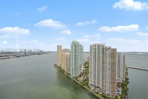 300 Biscayne Blvd Way Miami FL 33131