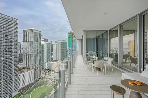 300 Biscayne Blvd Way Miami FL 33131