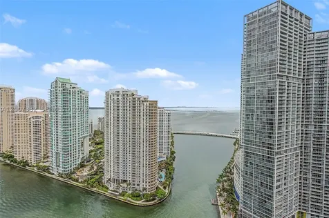 300 Biscayne Blvd Way Miami FL 33131