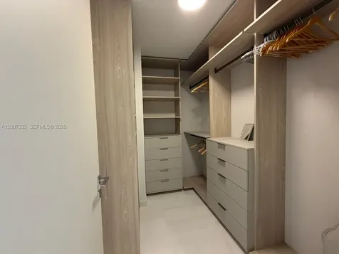 300 Biscayne Blvd Way Miami FL 33131