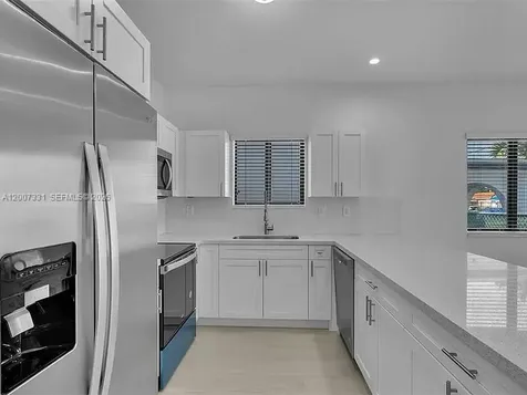 4817 E 9th Lane Hialeah FL 33013