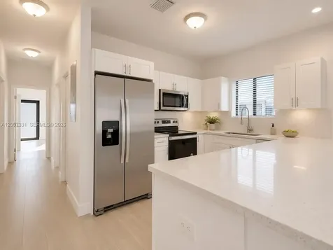4817 E 9th Lane Hialeah FL 33013