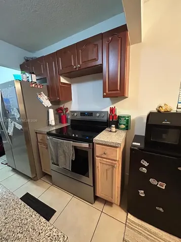 1100 NE 1st Court Hallandale Beach FL 33009