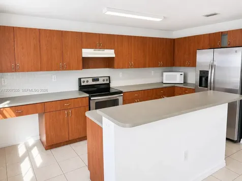 15226 SW 30th Terrace Miami FL 33185