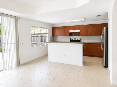 15226 SW 30th Terrace Miami FL 33185